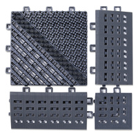 Tapis d'entrée en PVC antidérapant à emboîtement trois-en-un pour couloir commercial