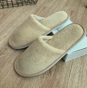 Goede Kwaliteit Nieuwe Stijl Product Maatwerk Antislip Gezellige Zachte Wegwerp Luxe Hotel Slippers