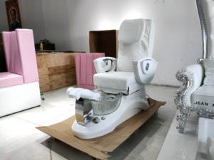 Équipement de salon de manucure luxueux, fauteuil de soin des pieds blanc, fauteuil de pédicure moderne inclinable et réglable avec massage électrique - Product Image 6