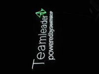 Transformateur en PVC de lettre numérique en acier inoxydable avec logo rétro-éclairé par LED pour l'intérieur et l'extérieur pour la décoration de bâtiments