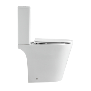 <span class=keywords><strong>WC</strong></span> en céramique deux pièces homologué Watermark avec base conique élégante, <span class=keywords><strong>bouton</strong></span> de chasse d'eau intégré et siège à fermeture douce pour salles de bain modernes - Product Image 4