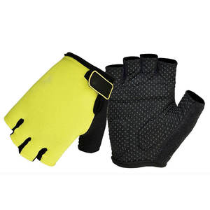 Gants de cyclisme demi-doigts de haute qualité avec coussinet en mousse antidérapante à prix économique fabriqués au Pakistan - Product Image 6
