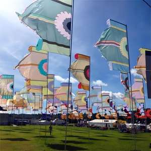 Дешевые пользовательские фестивальные флаги рекламные водонепроницаемые каплевидные фестивальные флаги - Product Image 1