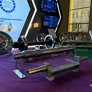 핫세일 공장 CNC 프리미엄 철도 차축 시스템 (EA4T 소재, 기관차용 차축 샤프트 포함, 맞춤형 치수 가능) - Product Image 3