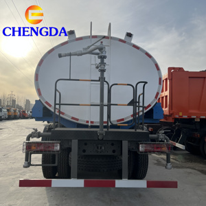 Camión Cisterna Usado de 20000 Litros Howo para Transporte de Combustible de Aceite de <span class=keywords><strong>Palma</strong></span>, en Venta - Product Image 6