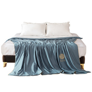 Couette en soie de mûrier Qin Yue Jiangnan 150x210cm, couette d'été climatisée en soie de mûrier, lavable, pour usage domestique - Product Image 3