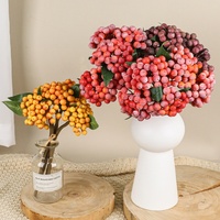 5 Branches de fruits artificiels multicolores en forme de grappes de baies sauvages pour la décoration de mariage, de Noël et de bureau à domicile