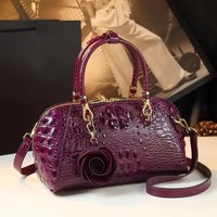 Véritable motif crocodile Sac à main pour femmes Fashion Tassel Shoulder Messenger Bag Zipper Portable Pillow Brand Authentic Leather