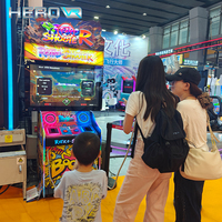 HEROVR : Jeu de tir arcade à retour sur investissement rapide, gameplay accéléré, design accrocheur, idéal pour les centres de divertissement familial