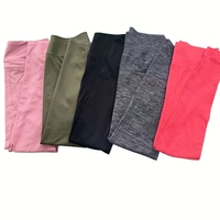 Balles de vêtements de yoga en surplus d'usine Couleurs mélangées Tailles Leggings pour femmes Pantalons de sport Prix bon marché pour la vente en gros et les revendeurs