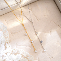 Collier à chaîne en Y Glowluxe avec pampilles, gouttes décoratives transparentes, argent sterling 925, finition dorée, bijoux contemporains délicats