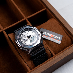 Reloj Unisex de Lujo con Correa de Goma Negra Luminosa, Resistente al Agua 20m, con Luz Nocturna LED de 12/24 Horas - Product Image 2