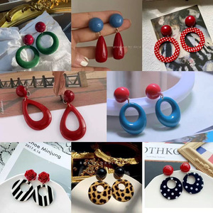 Boucles <span class=keywords><strong>d</strong></span>'oreilles à pois rouges style rétro Hong Kong, style coréen japonais, élégant géométrique, couleur contrastée, mode - Product Image 1