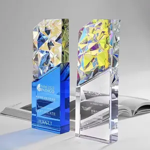 Trofeo de cristal personalizado en blanco trofeo de diamante de cristal/trofeo conmemorativo de negocios de cristal en forma de diamante
