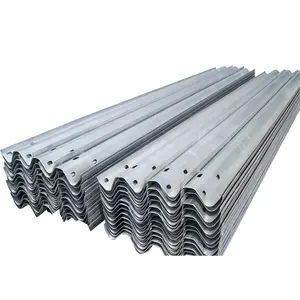 Precio de fábrica de la carretera de seguridad de acero galvanizado w haz guardia rieles barrera en China