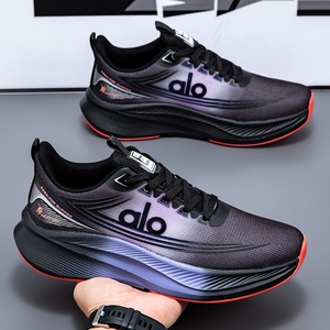 <span class=keywords><strong>Scarpe</strong></span> Sportive da Uomo 2026 Nuove Estive in Mesh Traspiranti da Corsa Antiscivolo Ammortizzanti Leggere Casual con Lacci Solidi - Product Image 3