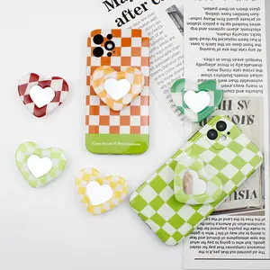 Wholesale Heart-shaped Mirror Mobile Phone Holder Acrylic Poppings Phone For phone socket grip