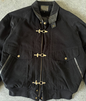 Vente en gros de vestes d'université vierges vestes de moto vestes de moto pour hommes Boxy Fit personnalisé boucle de pompier avec fermoir fermeture