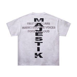 T-shirt da uomo vintage lavata bianca 100% cotone Majestik Sinners con stampa digitale e serigrafia a mano, oversize, stile streetwear - Product Image 2
