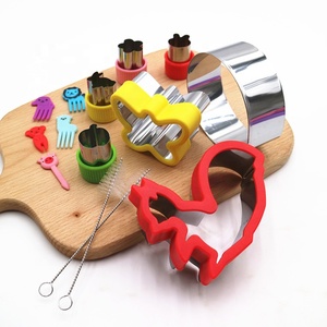 Taglierina per sandwich pasquale in acciaio inossidabile per bambini stampo per biscotti fondente forme di foglie di uova di pulcino - Product Image 3