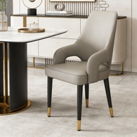 Chaises de salle à manger de luxe nordiques modernes avec un design doux, certifiées CE UE pour les hôtels, les restaurants et l'extérieur