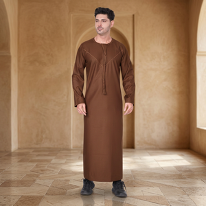 Thobe/Thawb Homme Marron Premium à Manches Longues – Robe Traditionnelle Koweïtienne, Émiratie, Saoudienne pour Tenue Islamique du Moyen-Orient - Product Image 3
