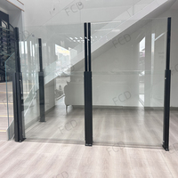 Paravent en verre rétractable à hauteur réglable manuellement, avec cadre en aluminium, balustrade en verre élévatrice pour terrasse, restaurant, extérieur