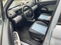 Подержанный электромобиль Leapmotor T03 2023 года, комплектация 200 Light Enjoy Edition, хэтчбек, левый руль, 54 л.с., запас хода 200 км по городу, отличное состояние