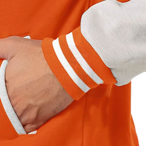 Chaqueta Varsity Naranja para Hombre SONISPO con Mangas Grises, Cuello Camisero, Cierre de Botones, Estilo Casual, Ropa de Otoño - Product Image 4