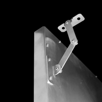Miroir de salle de bain inclinable en acier inoxydable anti-fissures OEM ODM, incassable, facile à installer pour les personnes à mobilité réduite