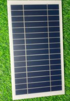 Panneaux solaires photovoltaïques monocristallins en silicium PERC professionnels, étanches pour l'extérieur, efficacité de 23 %, interfaces/fils personnalisables