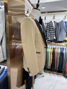 <span class=keywords><strong>Beige</strong></span> Noir Veste Gilet Pantalon 3 Pièces Revers Hommes <span class=keywords><strong>Costume</strong></span> Garçons D'honneur De <span class=keywords><strong>Mariage</strong></span> Tuxedos Costumes De Bal pour Homme - Product Image 3