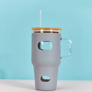 Vaso de Vidrio para Auto de 32oz con Asa y Funda de Silicona Texturizada para Mejor Agarre - Product Image 4