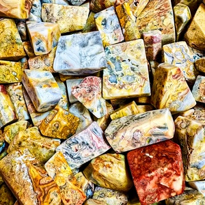 Agate naturelle polie de forme libre, pierre de cristal non taillée pour la décoration de la maison et du bureau, ornement de guérison Reiki, collection en gros - Product Image 4