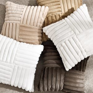 Fodera per cuscino in peluche per divano da soggiorno e camera da letto - Product Image 2