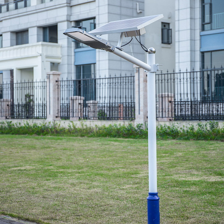 Impermeable al aire libre Luz de calle Solar integrada todo en uno con polo