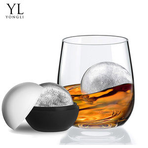 كؤوس ويسكي زجاجية مائلة رائجة البيع بقاعدة مستديرة وشكل متمايل - Product Image 5