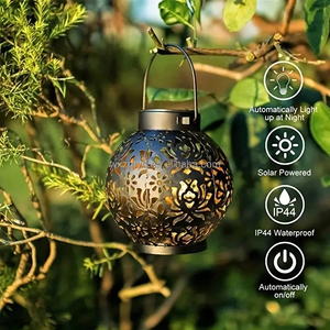 Grande <span class=keywords><strong>lanterne</strong></span> solaire LED creuse à suspendre en acier inoxydable, étanche IP55, angle de faisceau 360°, pour jardin, patio, pelouse, aménagement paysager - Product Image 4