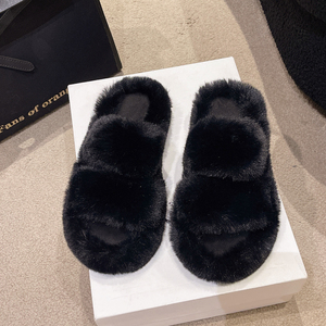 Pantoufles en fourrure pour femmes avec logo personnalisé Vente en gros en usine 2 sangles Claquettes en fourrure douce et chaude Chausson plat à fourrure moins cher pour la maison - Product Image 4