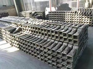 Usine En Gros Pelle Seau Partie Dents <span class=keywords><strong>De</strong></span> Roche Dent PC300TL <span class=keywords><strong>Bris</strong></span> <span class=keywords><strong>De</strong></span> <span class=keywords><strong>Glace</strong></span> Forgeage Croix Forgeage AP - Product Image 3