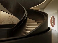 VIKO Escalier courbé de luxe de haute qualité avec bande de roulement en marbre