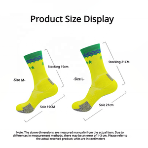 Calzini Crew in Filato Grip Italia, Design Traspirante Lavorato a Maglia, Fascia Laterale Verde-Bianco-Rossa, Filo Antiscivolo per Edizione Legacy - Product Image 2