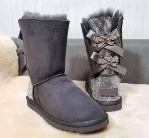 All'ingrosso di alta qualità da <span class=keywords><strong>donna</strong></span> stivali da neve in pelliccia invernale con caratteristica termica alla moda fiocchi e strass Design Bling Bling - Product Image 4