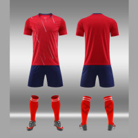 Maillots de football personnalisés fabriqués en Thaïlande - Ensemble complet de vêtements de football sublimés avec logo et numéros d'équipe