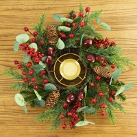 Couronne de Noël porte-bougie 12 pouces avec pommes de pin, baies bleues et feuillage persistant, écologique, faite à la main, centre de table OEM