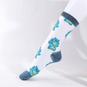 2024 fille dentelle chaussettes nouveau ultra mince transparent belle cristal dentelle <span class=keywords><strong>fantaisie</strong></span> femmes chaussettes - Product Image 5