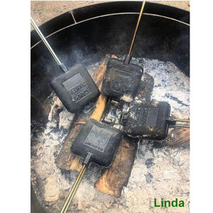 Чугунная вафельница с длинной деревянной ручкой - Product Image 3