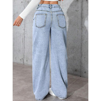 Jean droit taille haute pour femme, coupe droite, polyvalent, en denim, idéal pour l'été
