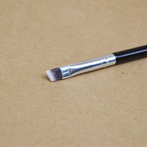 <b>Angled</b> Double-Ended <b>Eyebrow</b> <b>Brush</b> 15cm Plastic Handle Wavy Nylon Bristles For <b>Eyebrows</b> And Eyelashes Makeup Tool - Product Image 4