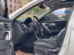 Voiture d'occasion Haval H2 <span class=keywords><strong>2016</strong></span> 1.5T Automatique SUV Luxe Conduite à Gauche 75001-100000 Miles Euro VI - Product Image 3
